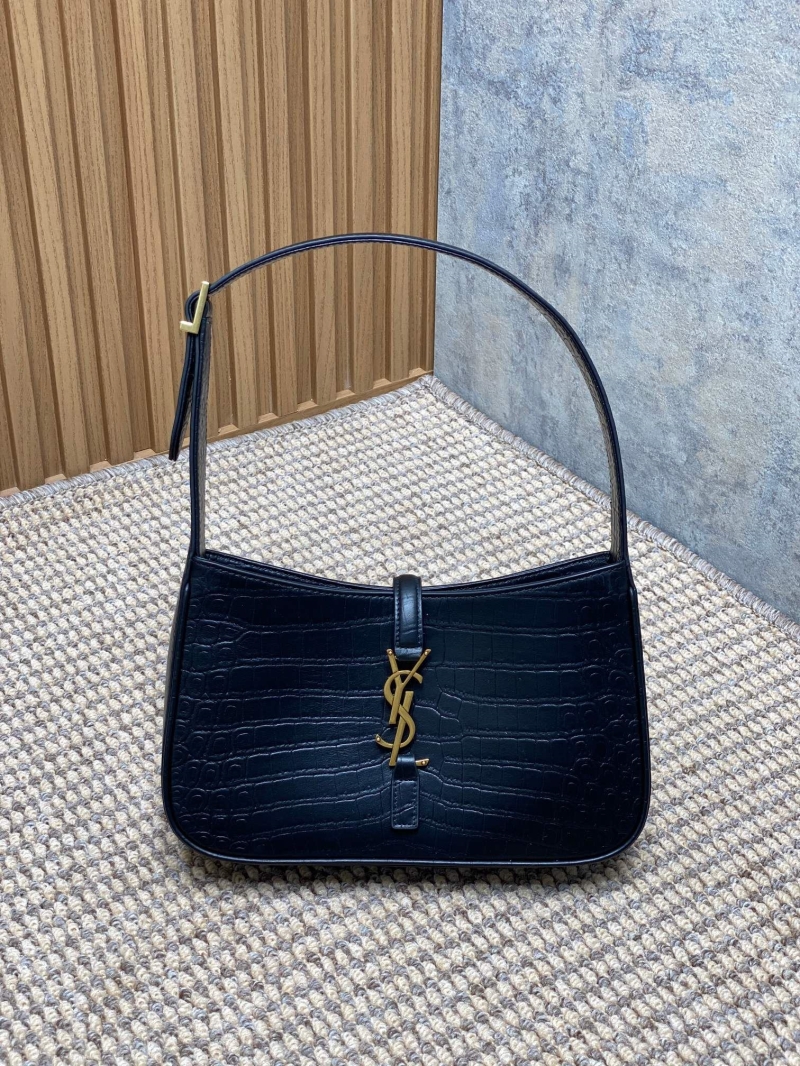 Y51 hobo bags